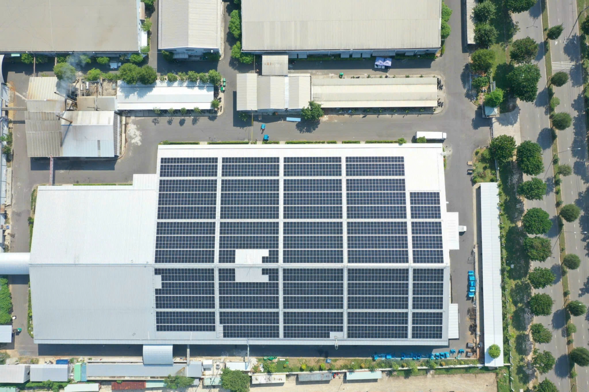 Dự án điện mặt trời PPJ Đà Nẵng Điện mặt trời áp mái công nghiệp Nhà thầu EPC Hoàng Vũ ECC Hệ thống điện mặt trời Trina Solar Giải pháp năng lượng xanh cho nhà máy may