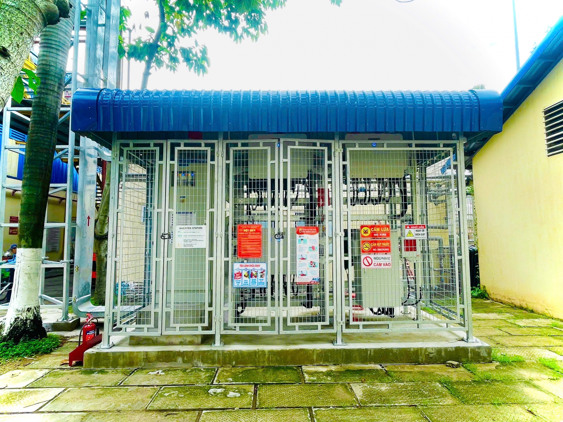 điện mặt trời áp mái Hoàng Vũ ECC Vĩnh Hoàn Collagen năng lượng sạch phát triển bền vững dự án điện mặt trời giảm phát thải carbon sản xuất xanh EPC năng lượng tái tạo I-Renewable Việt Nam